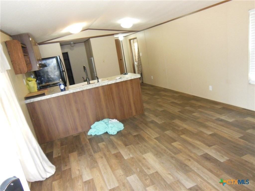 127 Quail Run St - Photo 4 of 10