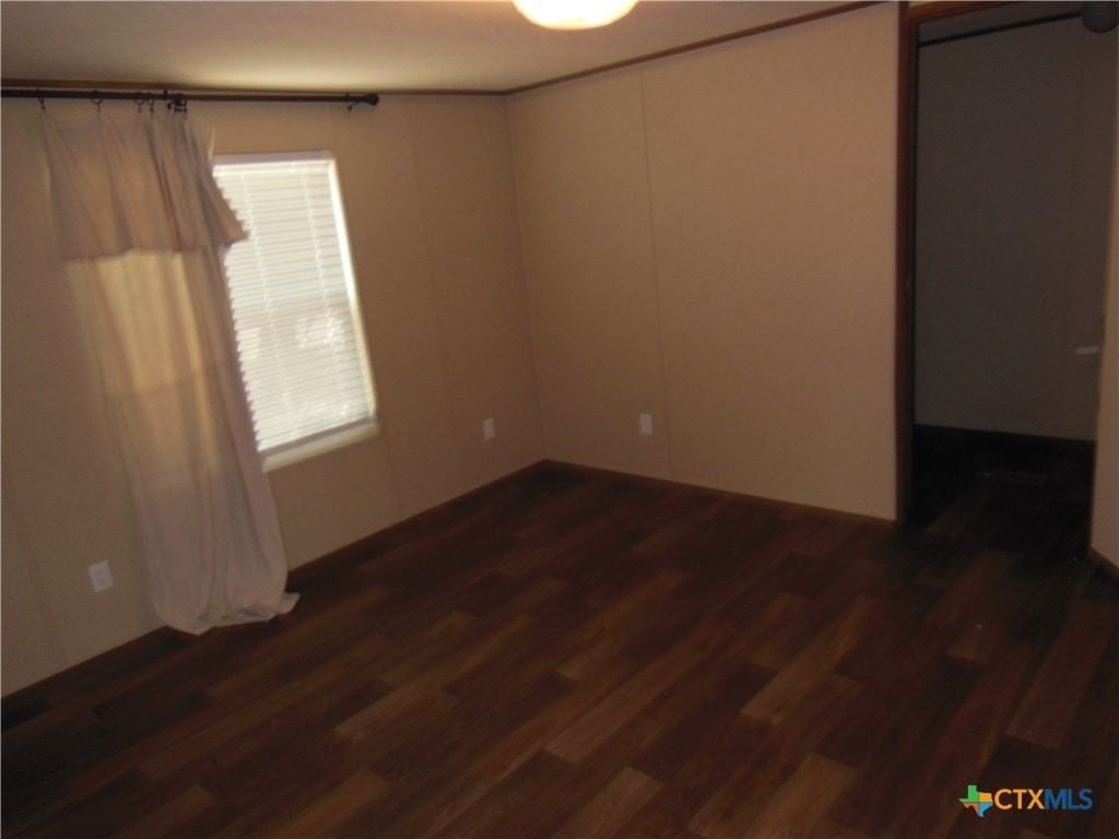 127 Quail Run St - Photo 7 of 10