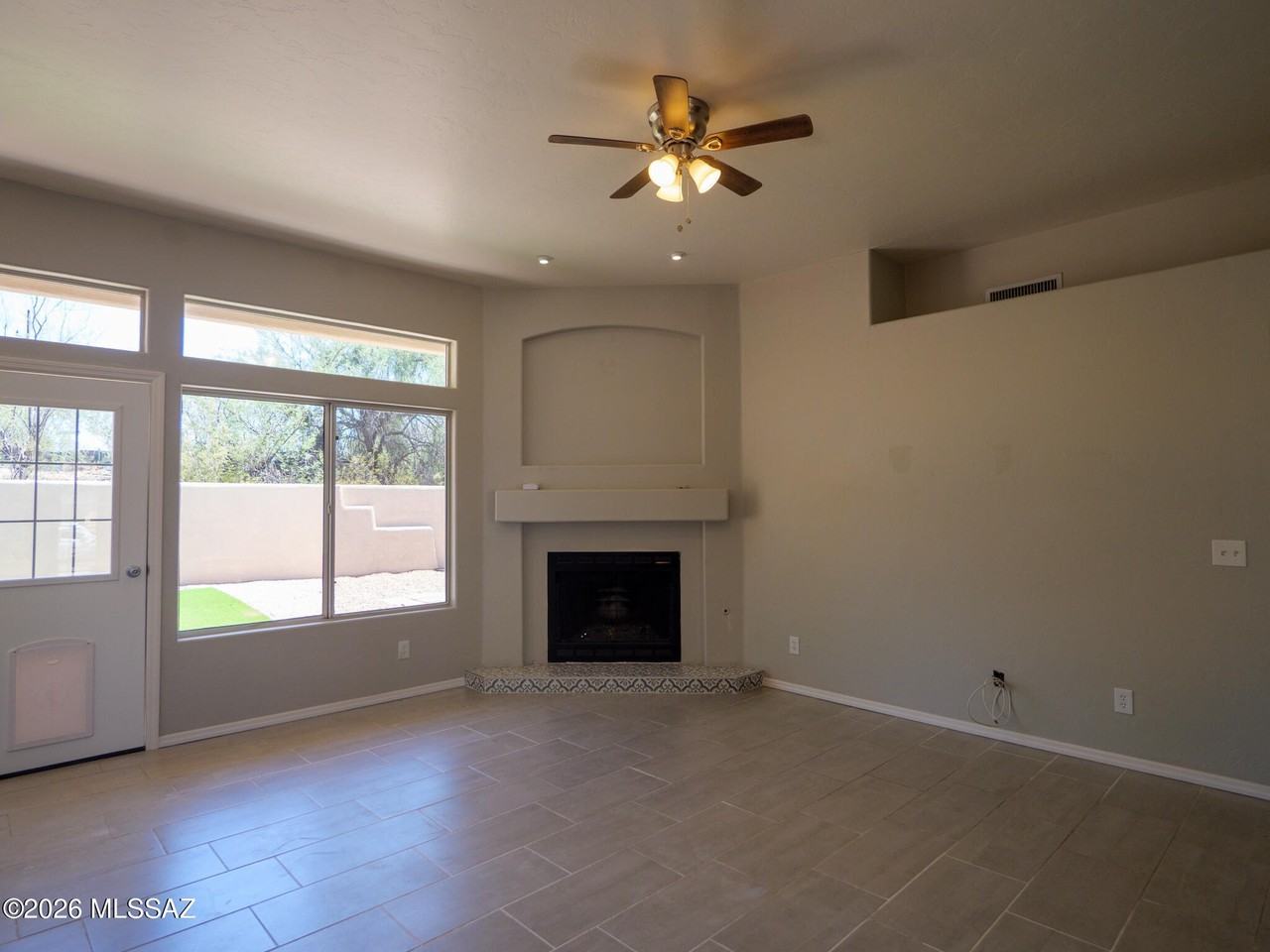 2430 N Quesnel Loop - Photo 7 of 23