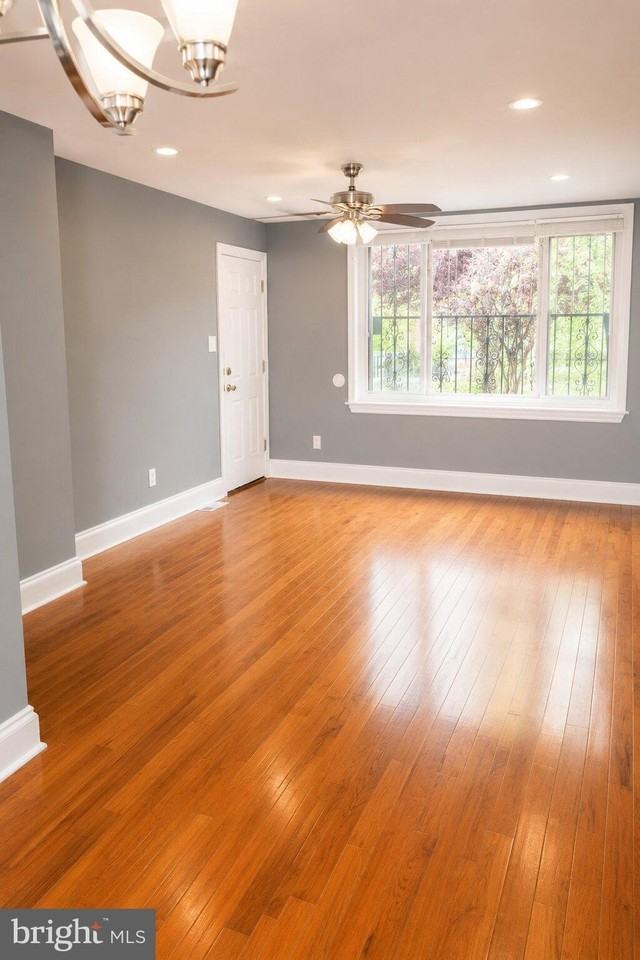 59 Galveston Pl Sw #2