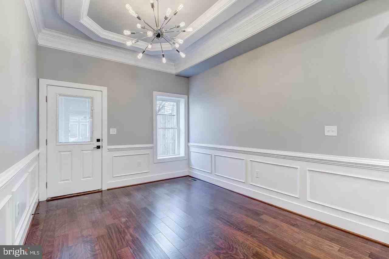 1440 S Charles St - Photo 5 of 48