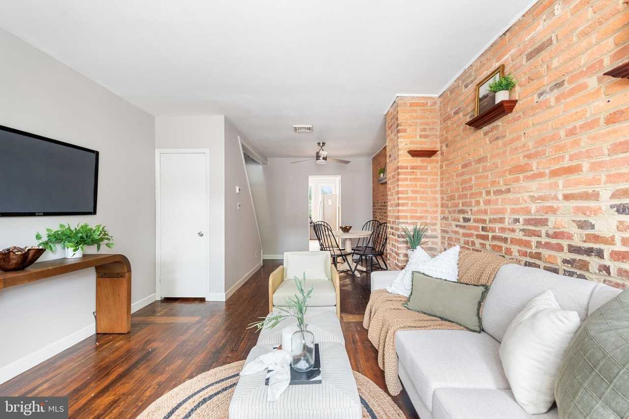 130 E Randall St - Photo 6 of 44