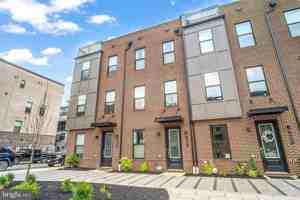 featured image of 157 Locke St