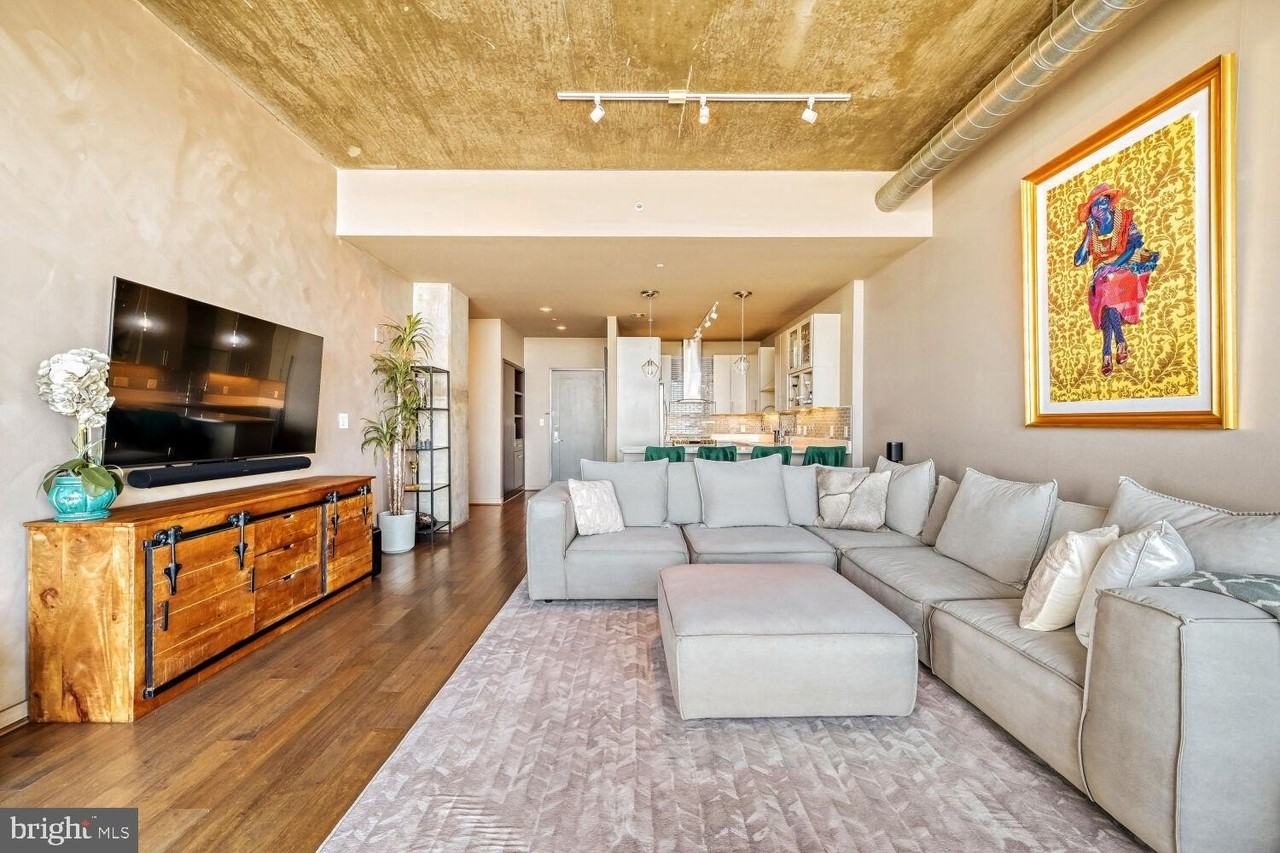 1200 Steuart St #713 - Photo 7 of 41