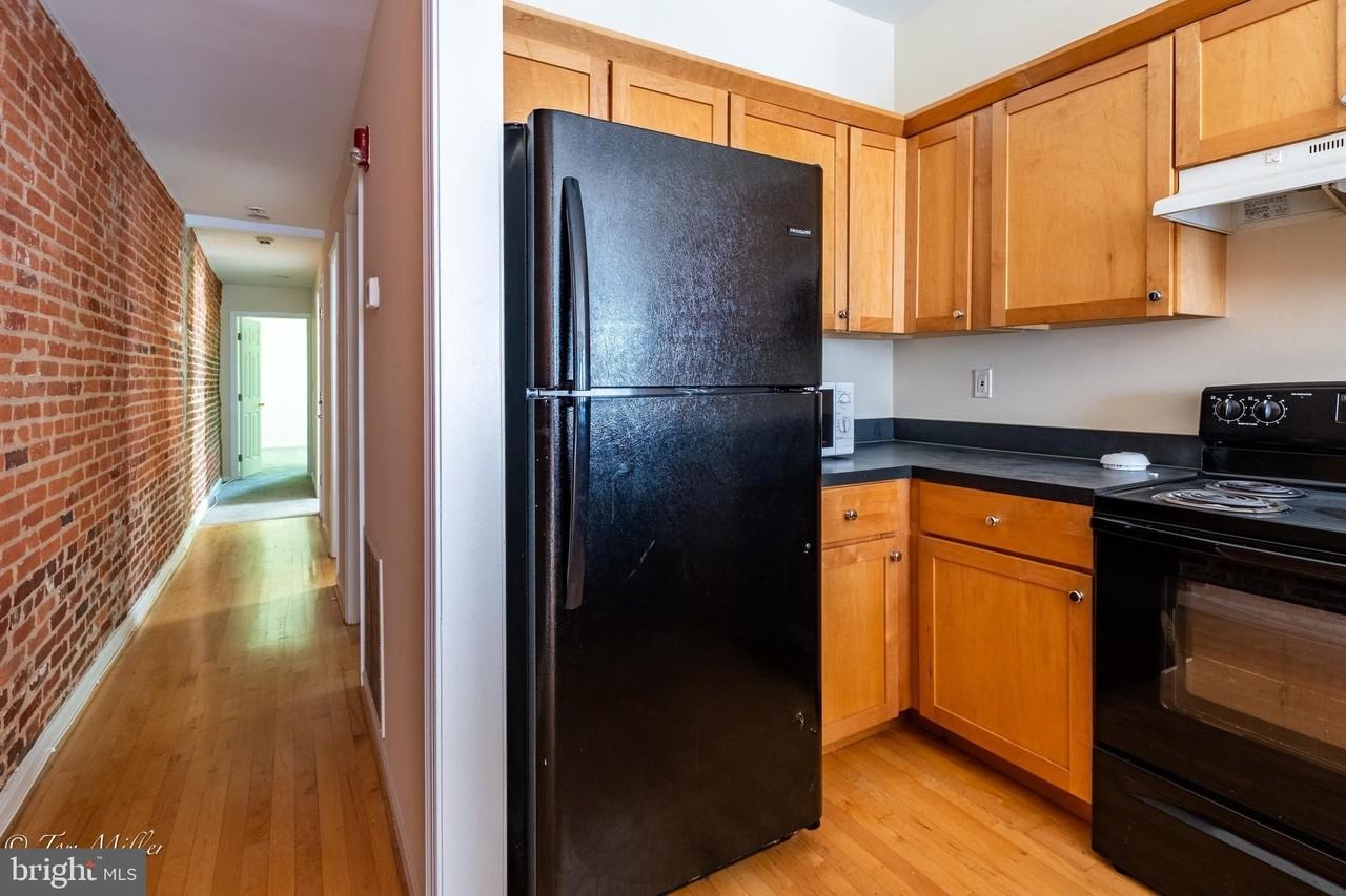 1712 Thames St - Photo 7 of 27