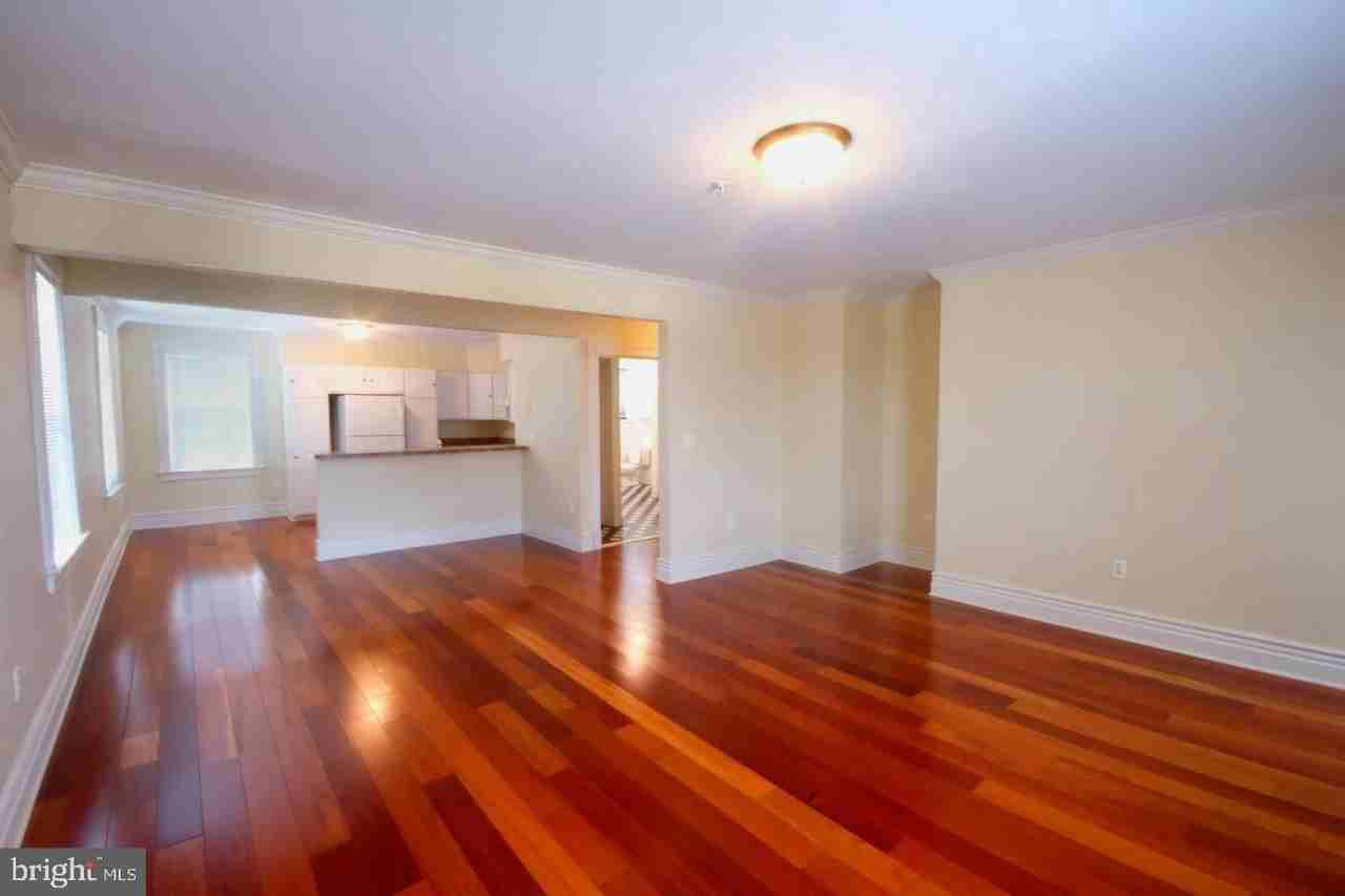 303 Charles St Apt 2e #2E - Photo 4 of 10