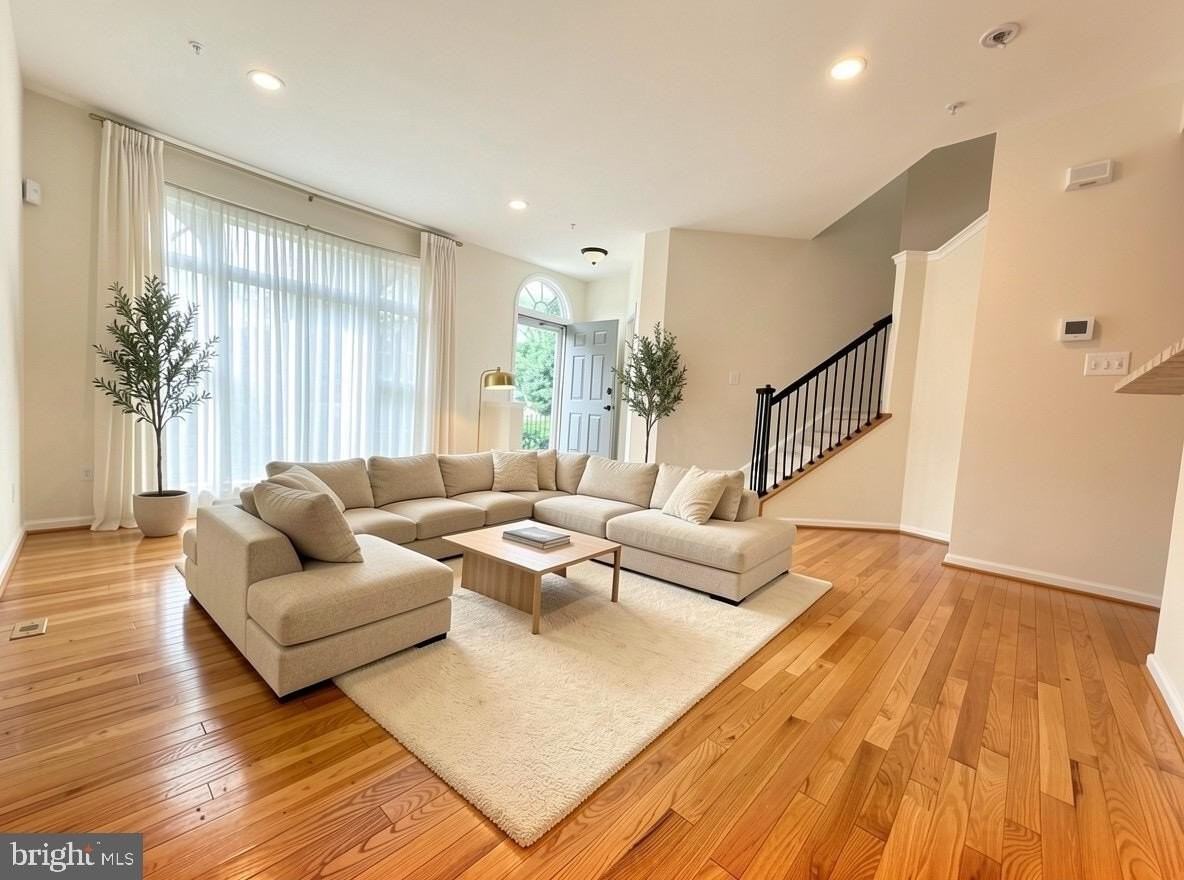 25353 Damascus Park Ter - Photo 2 of 17