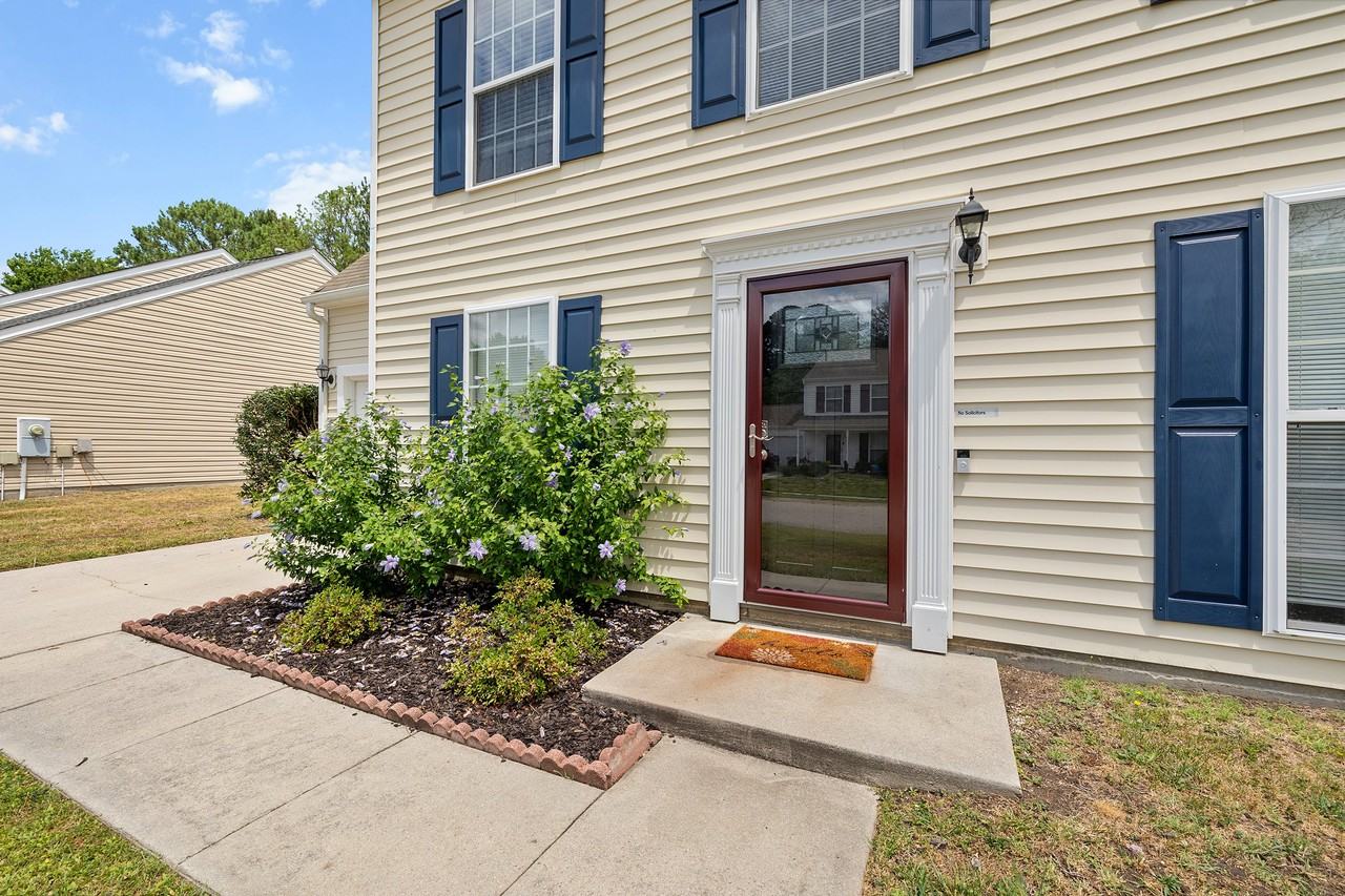 5216 Carriage Pine Dr #1 - Photo 5 of 50