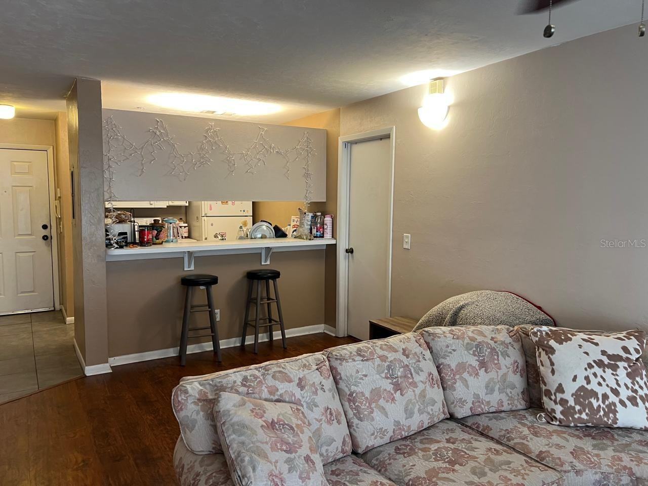 3800 Southwest 20th Avenue - BR 2Apt 209 - Photo 4 of 16