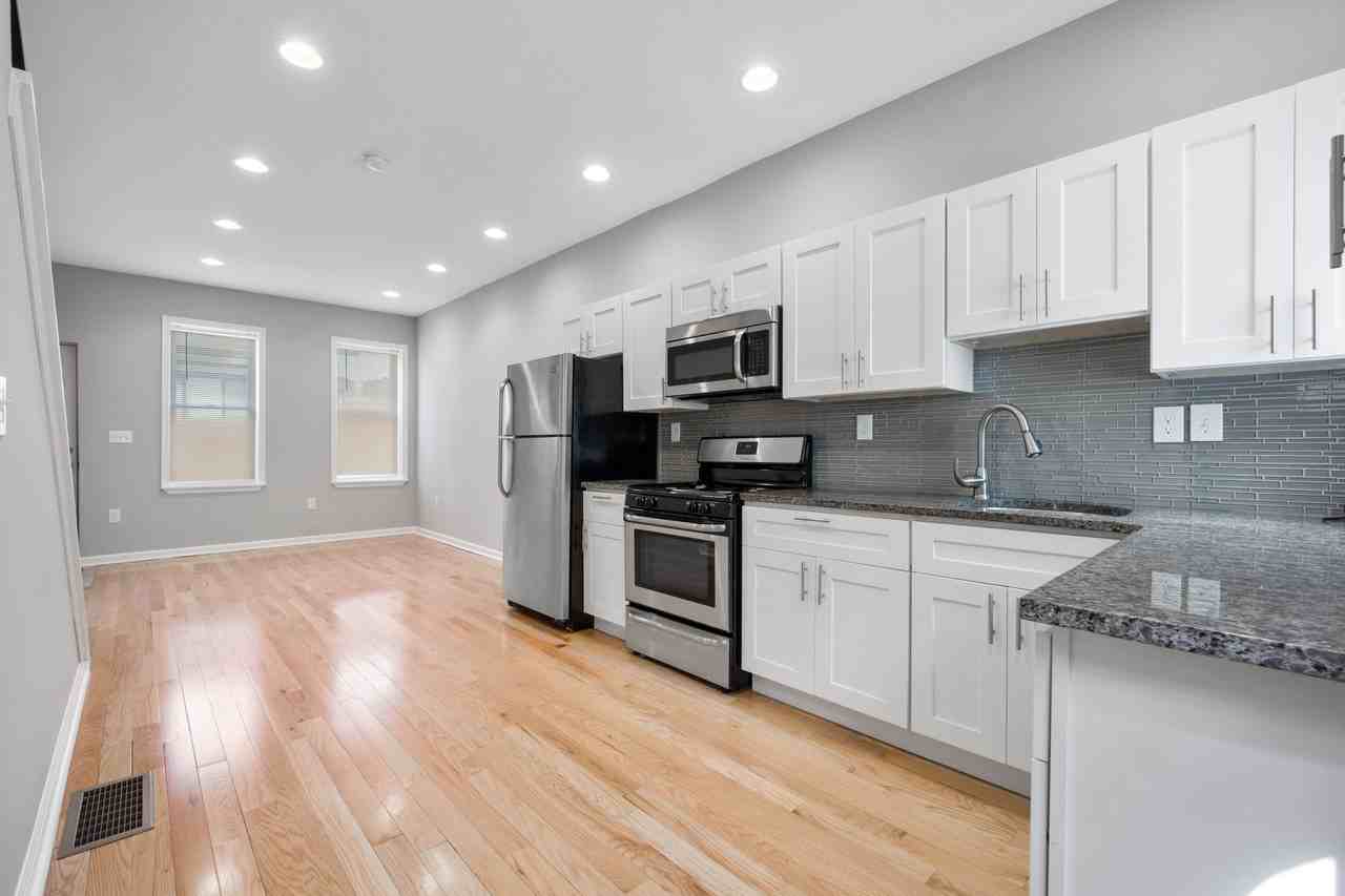 1451 N Dover St #1 - Photo 4 of 20