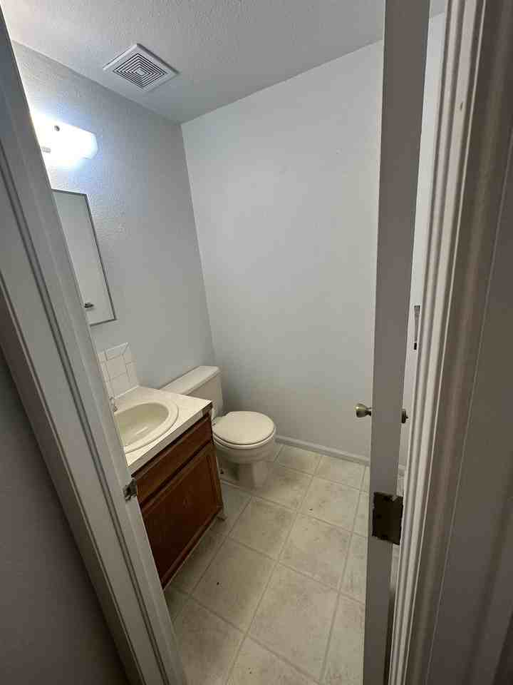 4887 Basswood Dr #4887 - Photo 7 of 21
