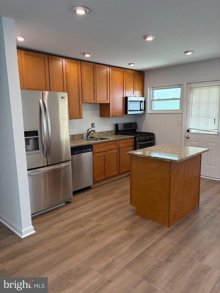 7119 Leyte Dr - Photo 2 of 9