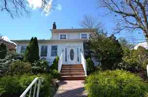 featured image of 3 Hillside Avenue