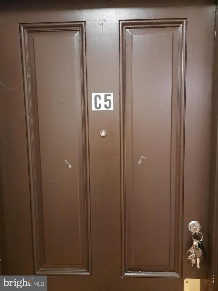 12 S Filbert St #C5 - Photo 3 of 9