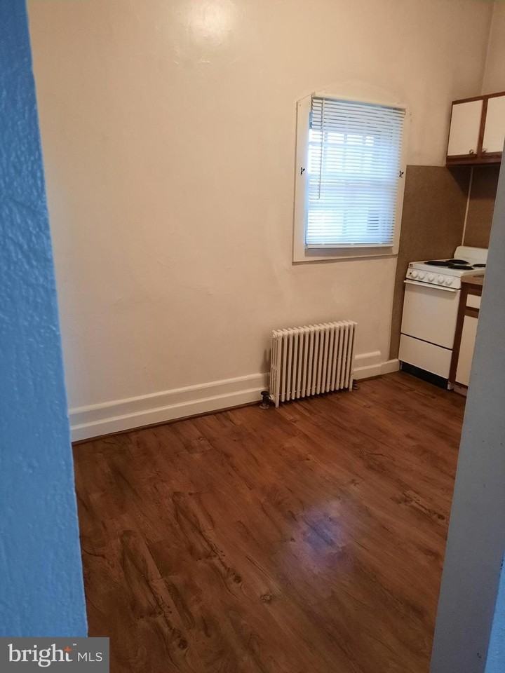 12 S Filbert St #C5 - Photo 5 of 9