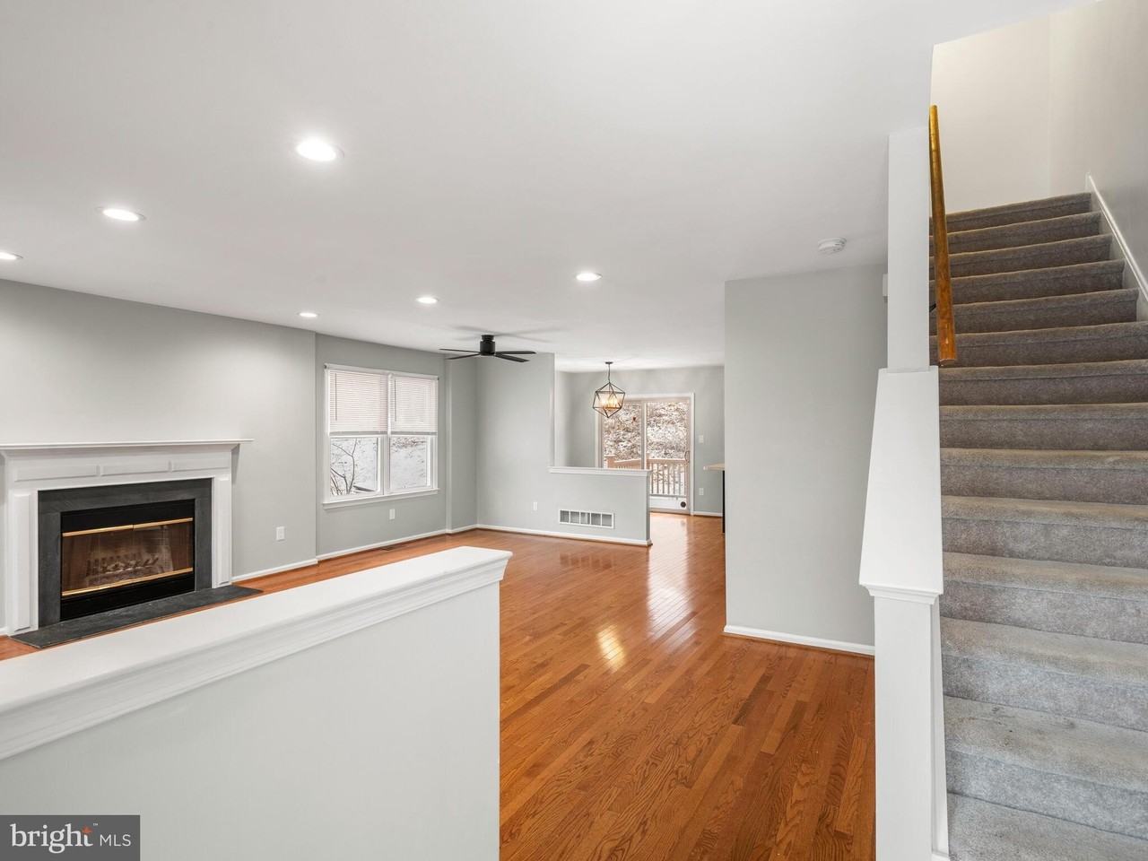 547 Pickering Station Dr - Photo 5 of 32