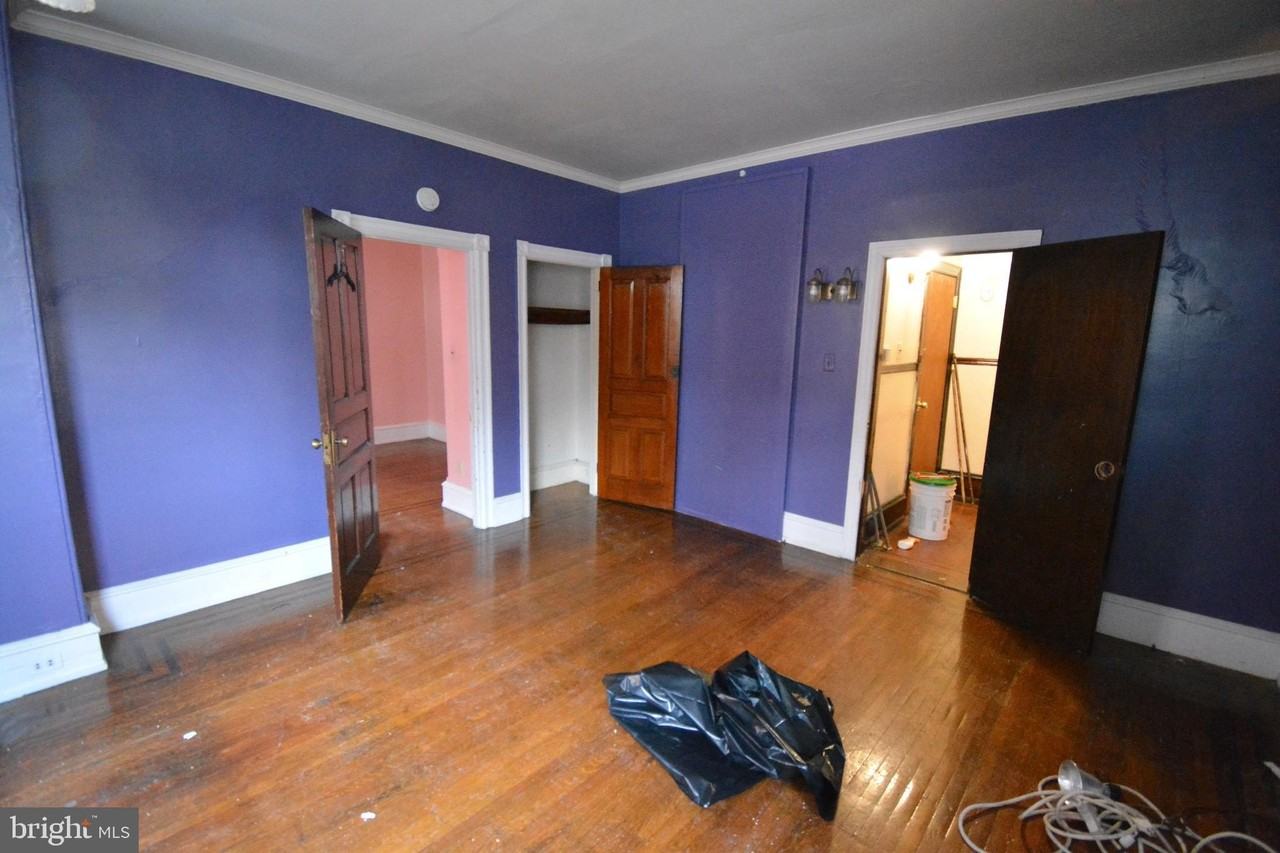 102 W Manheim St #2 - Photo 6 of 13