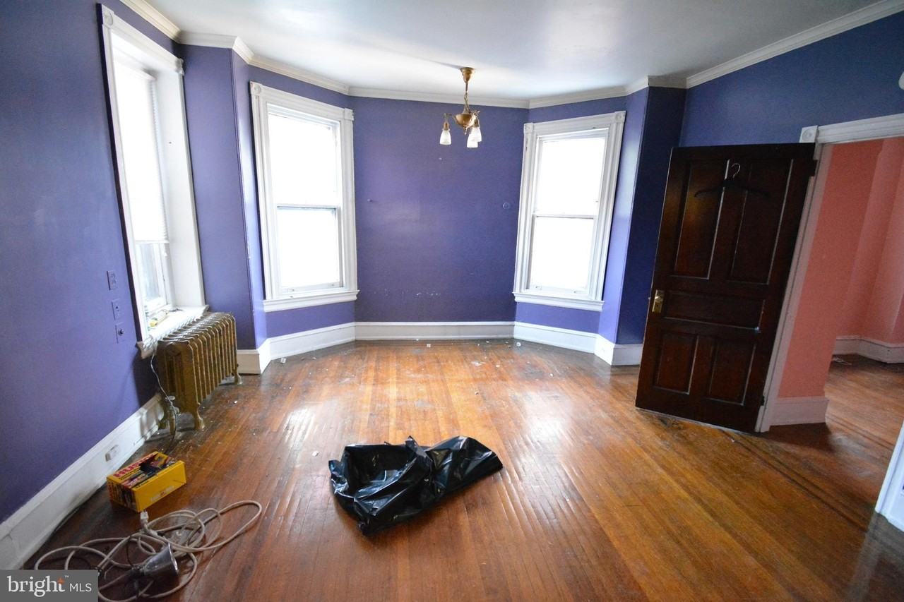 102 W Manheim St #2 - Photo 7 of 13