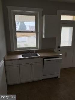 1532 3rd Ave #1stFL - Photo 5 of 7