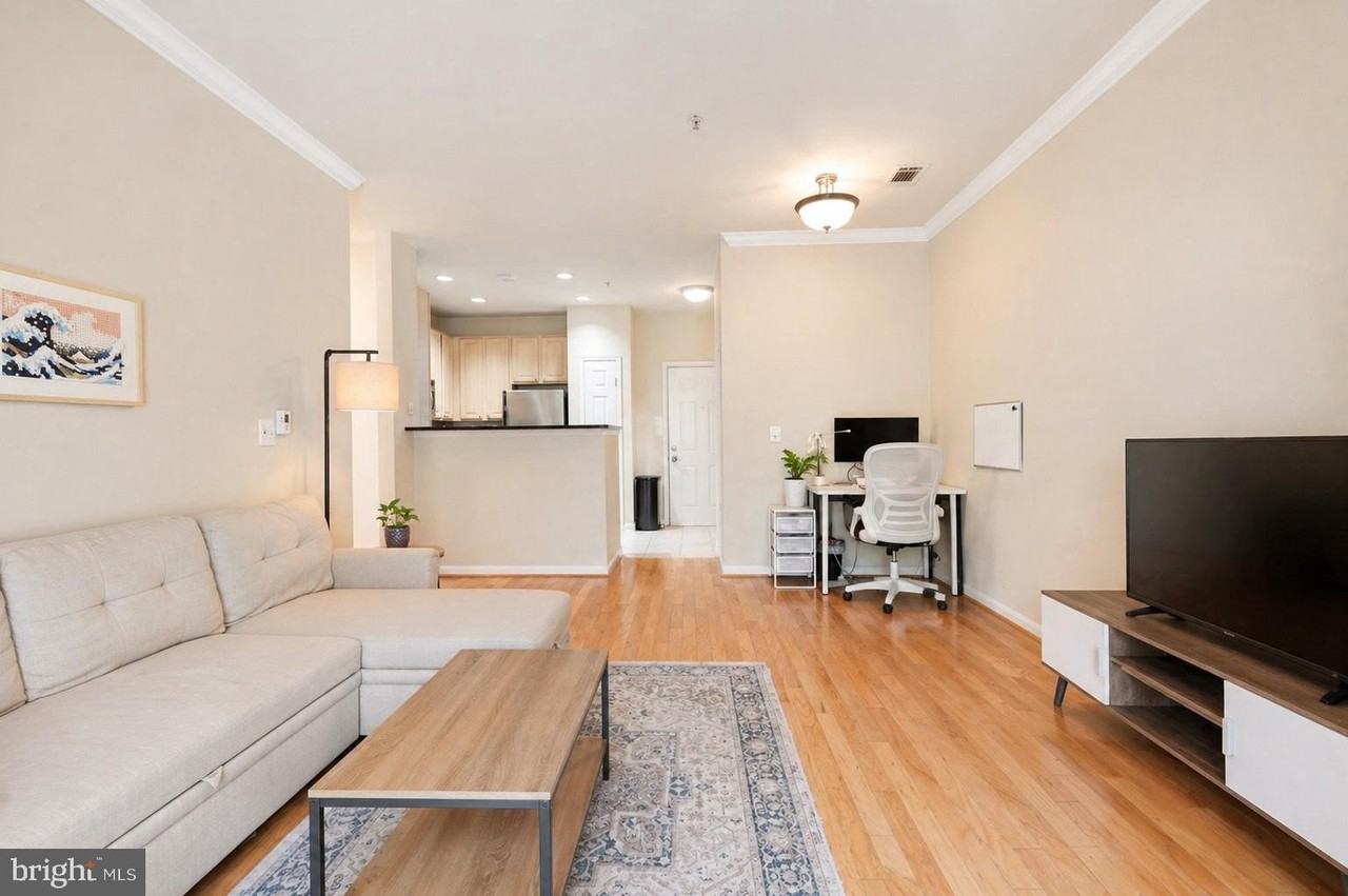 2465 Army Navy Dr #1-101 - Photo 2 of 20