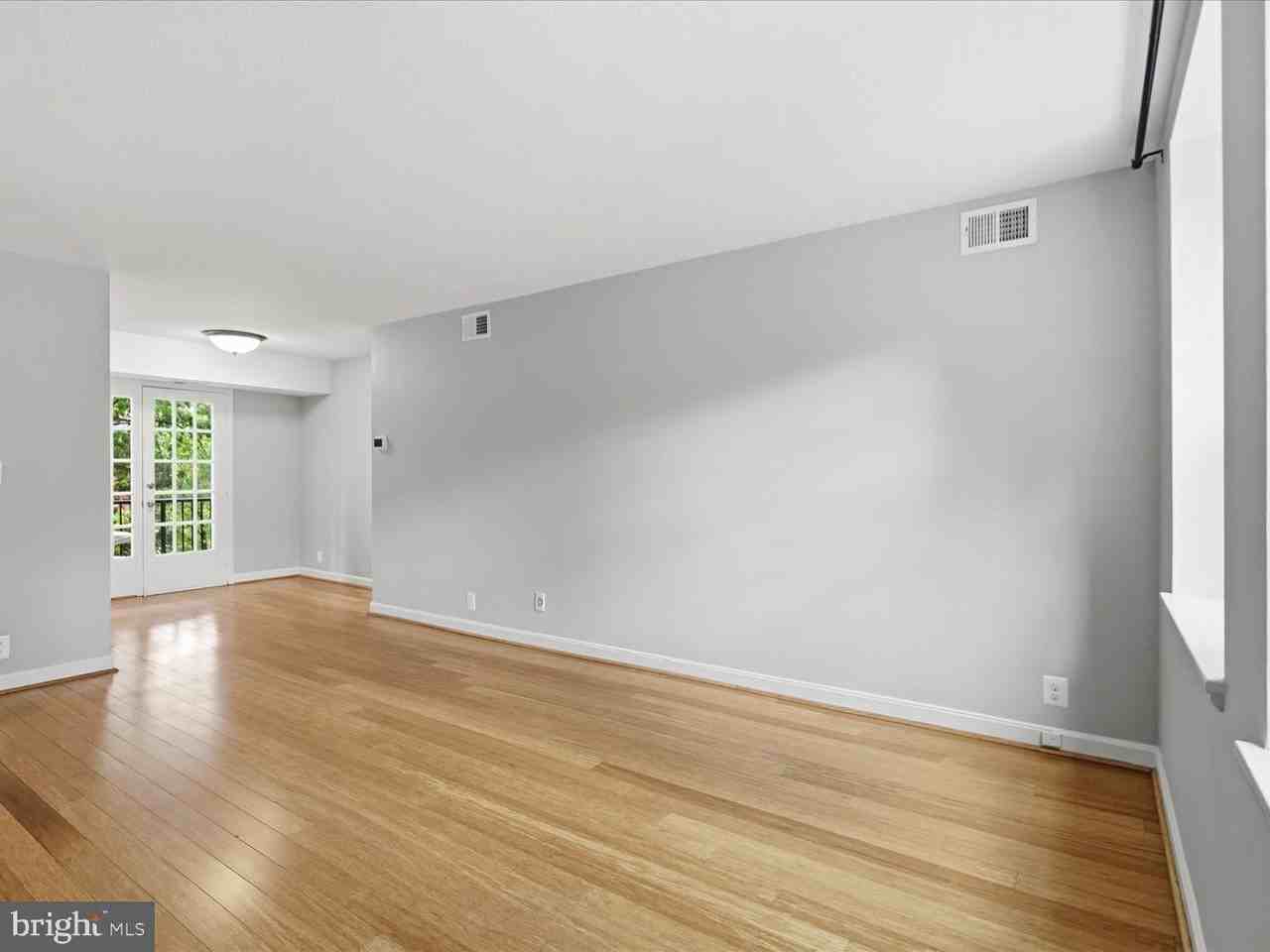 2966 S Columbus St #B2 - Photo 4 of 28