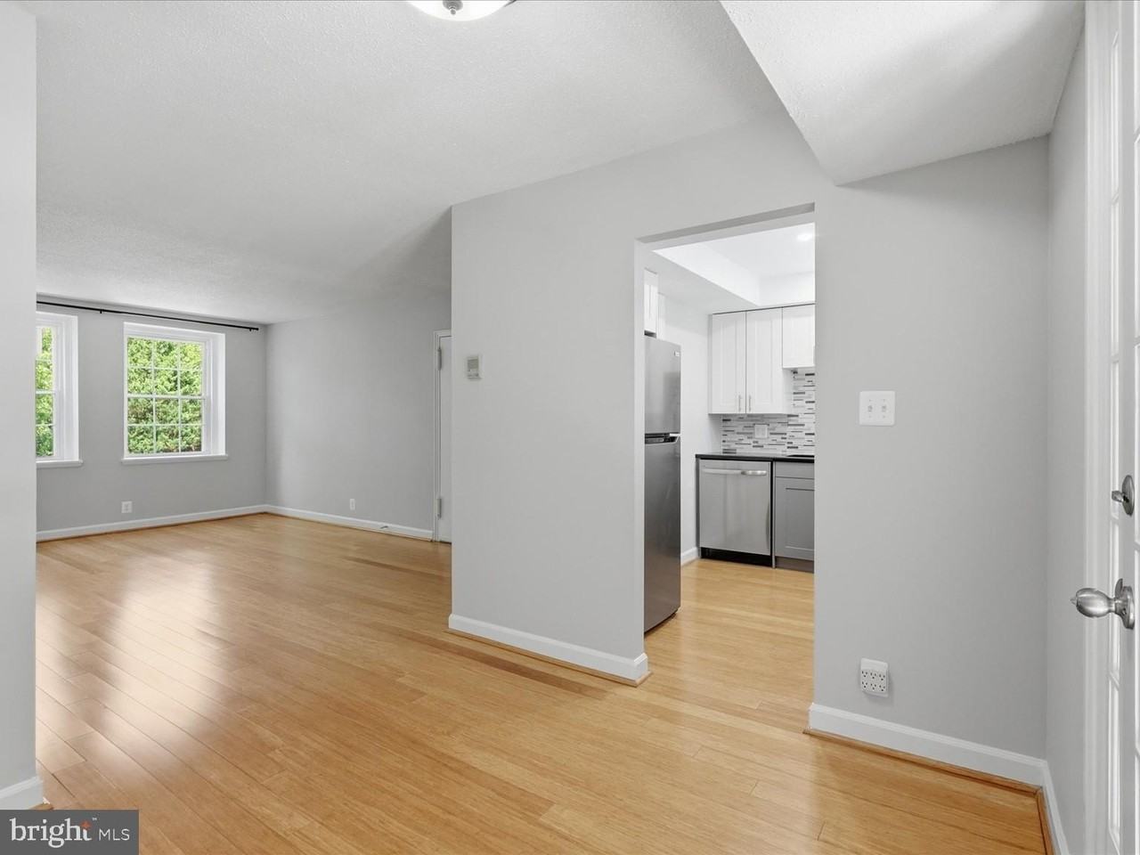 2966 S Columbus St #B2 - Photo 6 of 28