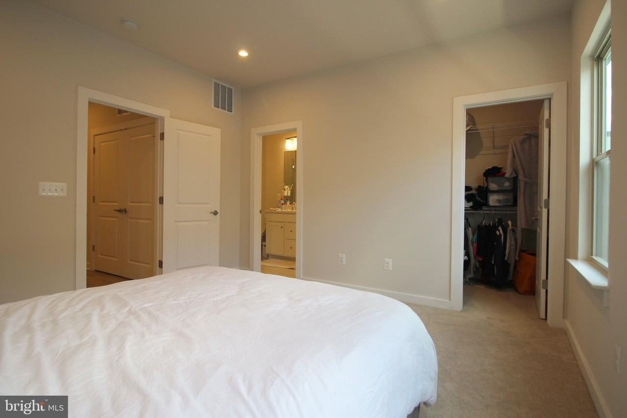 2107 Acadia Rd - Photo 3 of 30
