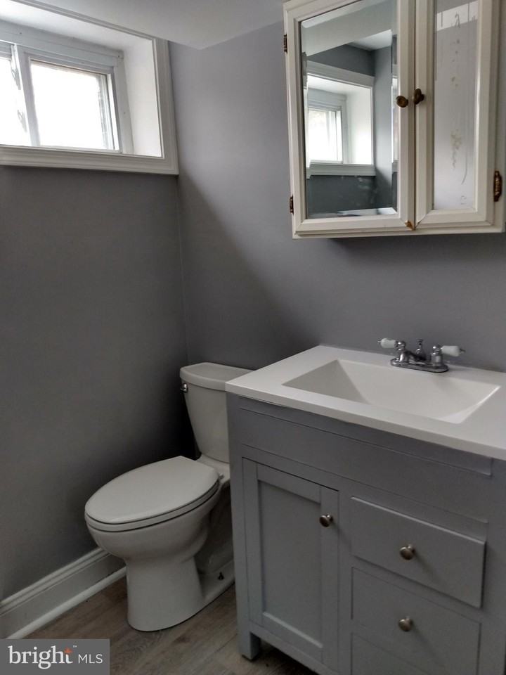 3821 Fairfax Pkwy - Photo 2 of 5