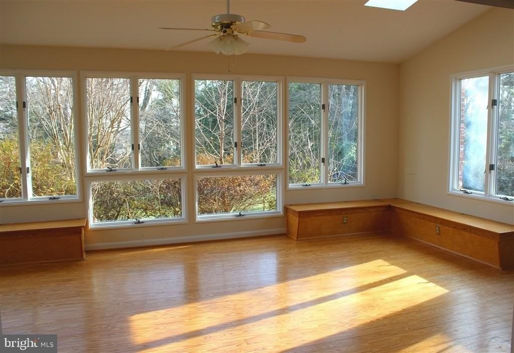 1049 Balls Hill Rd - Photo 5 of 6