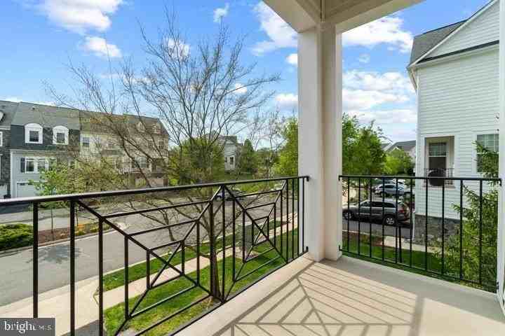 14160 Catbird Dr - Photo 7 of 43