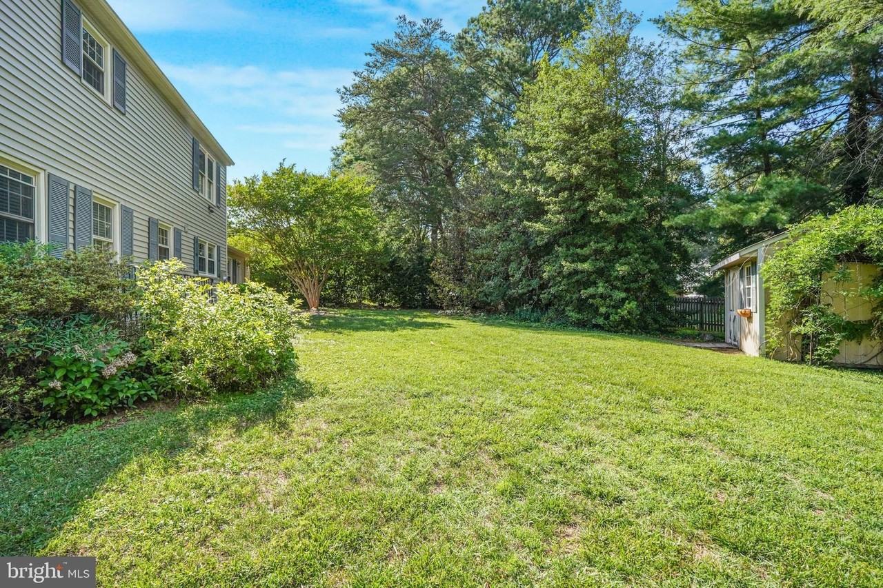 629 Lancaster St - Photo 4 of 42