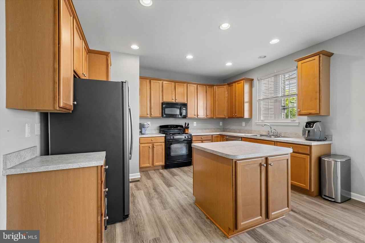 25 Hunting Creek Ln - Photo 6 of 27