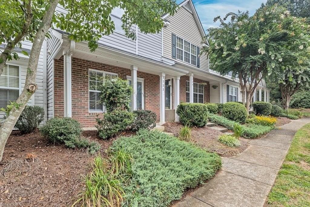 3722 Winborne Ln - Photo 2 of 27