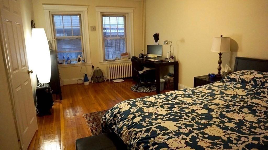 854 Massachusetts Ave - Photo 5 of 10