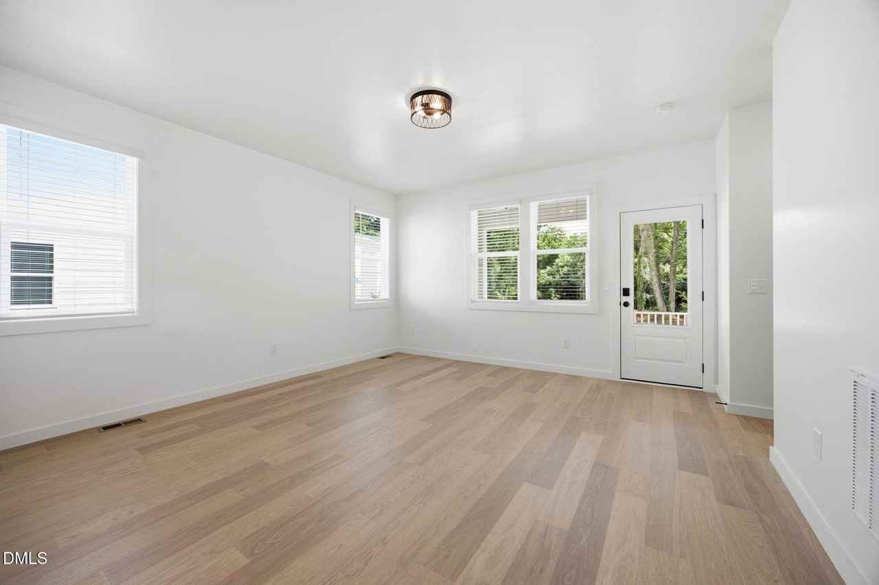 2811 Wilcox Pl #101 - Photo 2 of 26
