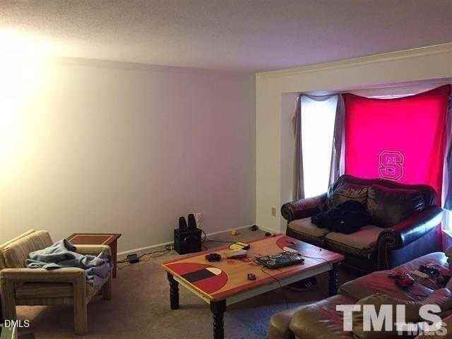 4110 Kaplan Dr - Photo 3 of 5
