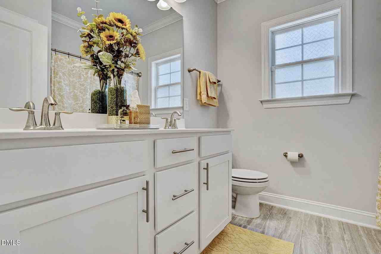 244 Chateau Way - Photo 7 of 18