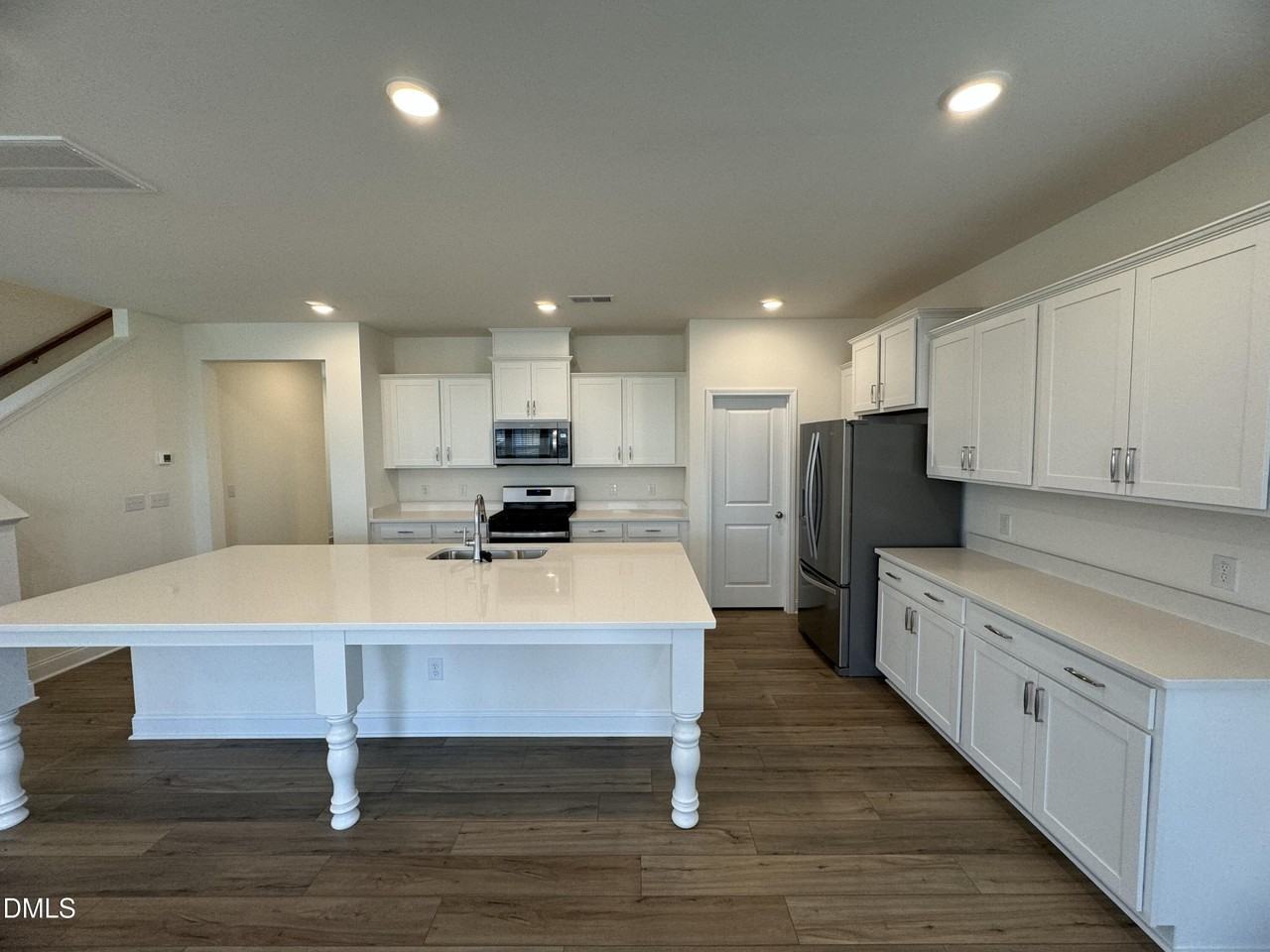 37 Bluebell St - Photo 3 of 21