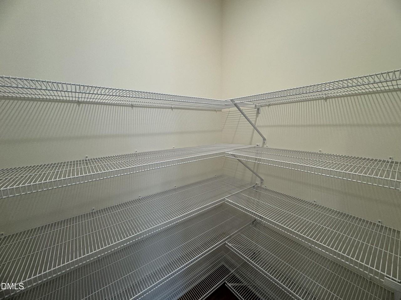 37 Bluebell St - Photo 6 of 21