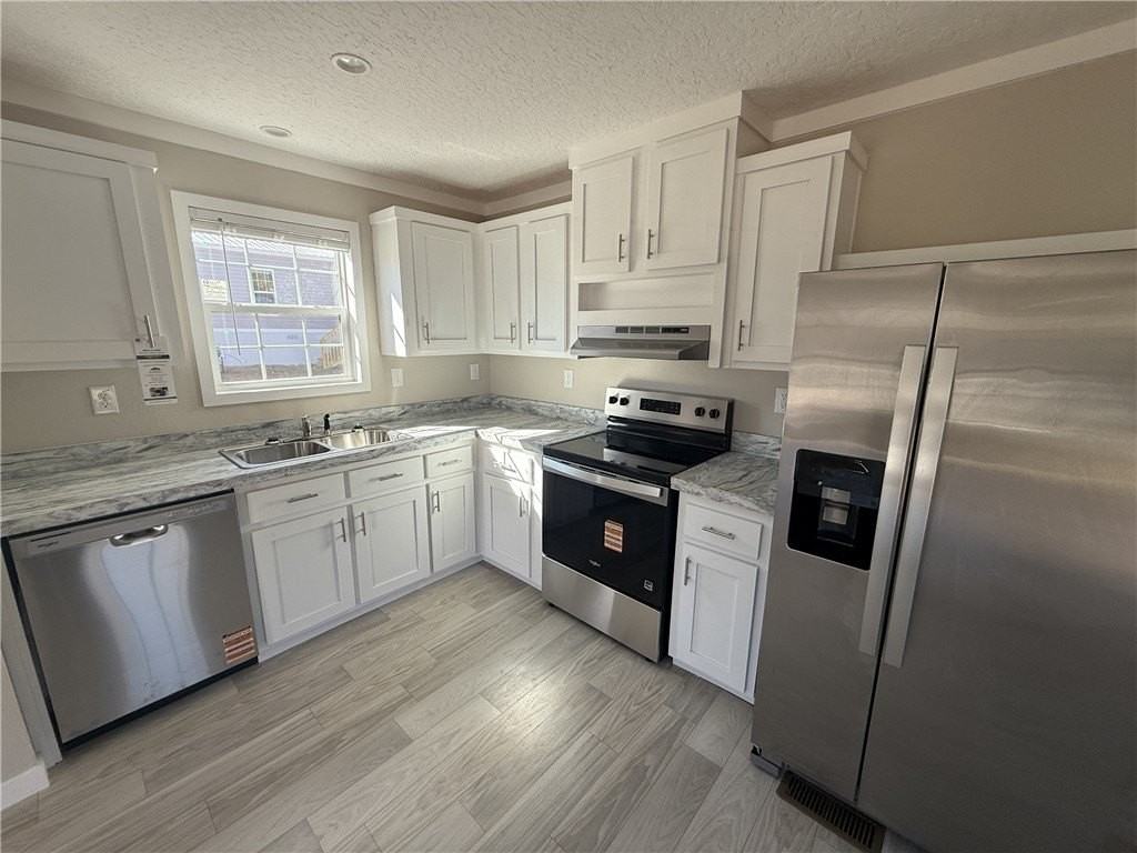 108 Candlestick Ln - Photo 3 of 14