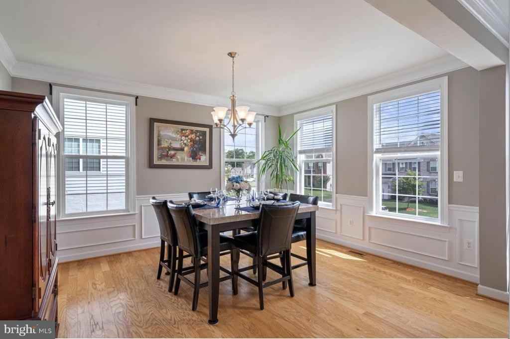 3028 Landing Eagle Ct - Photo 5 of 23
