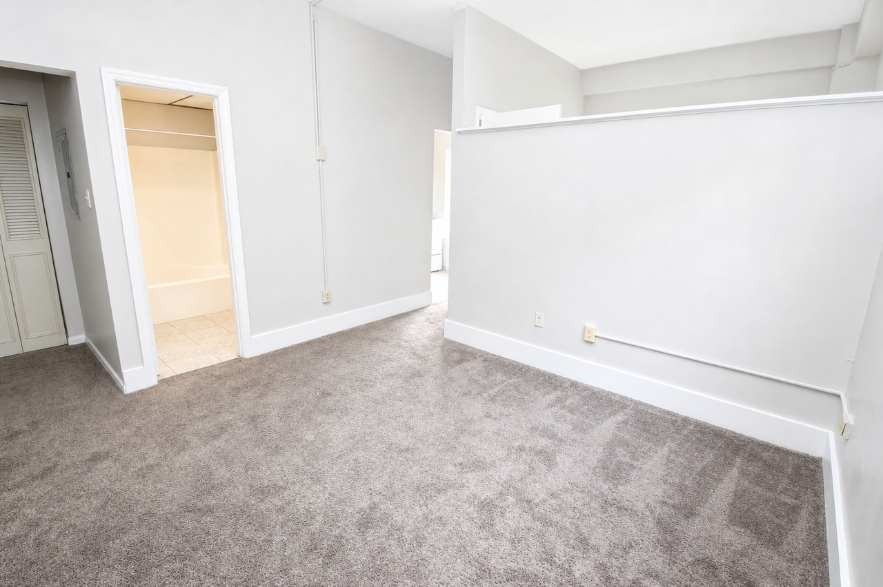 4720 CENTRE AVENUEAPT 1-B #1B - Photo 3 of 10