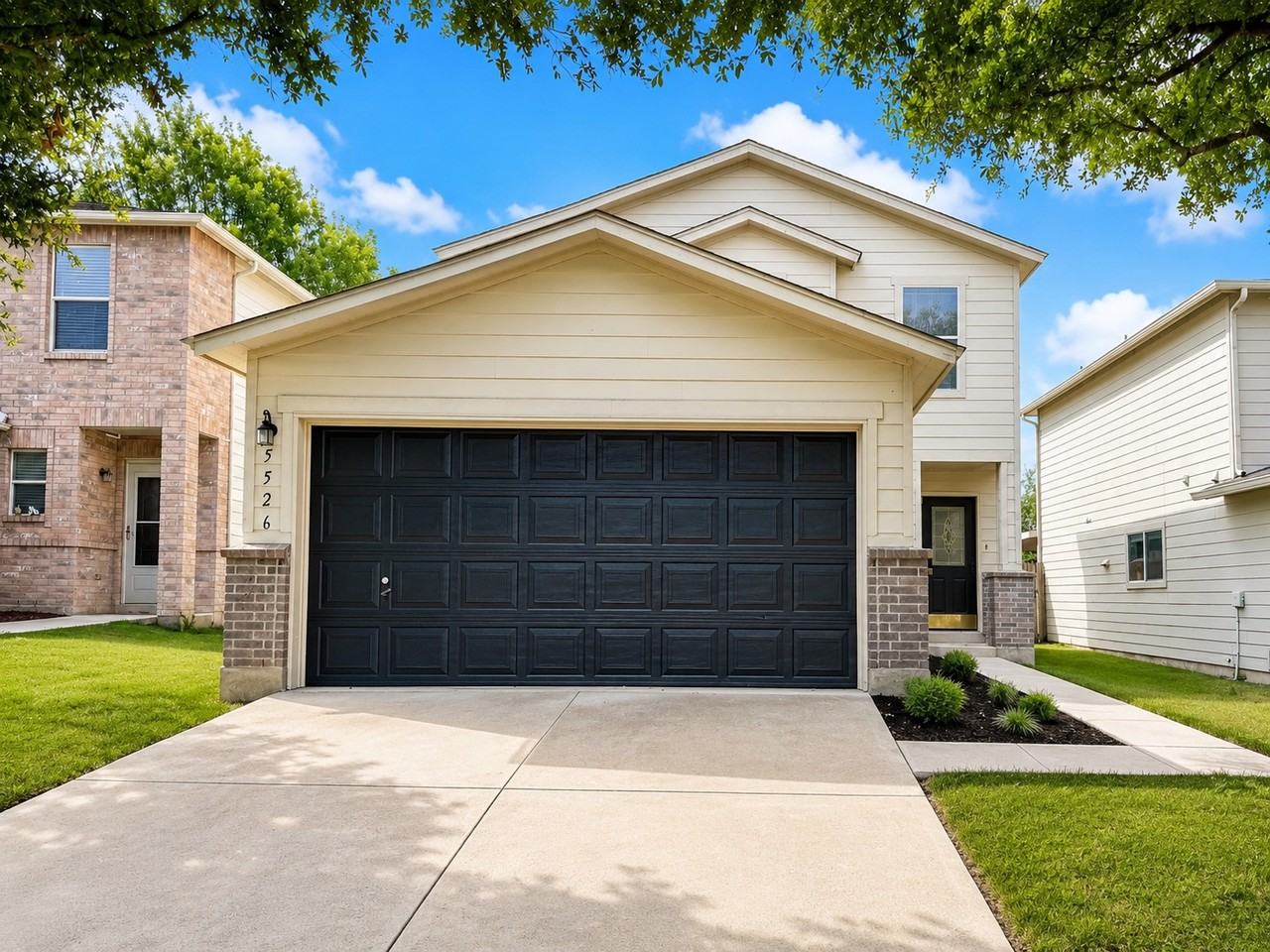 5526 Spring Walk - Photo 2 of 20