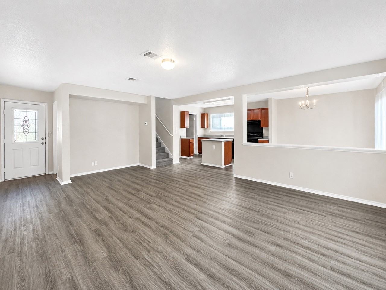 5526 Spring Walk - Photo 7 of 20