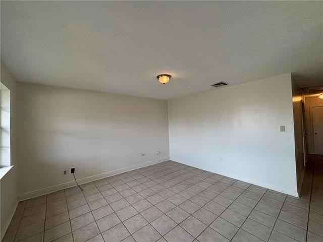 1145 Warren Dr - Photo 3 of 21