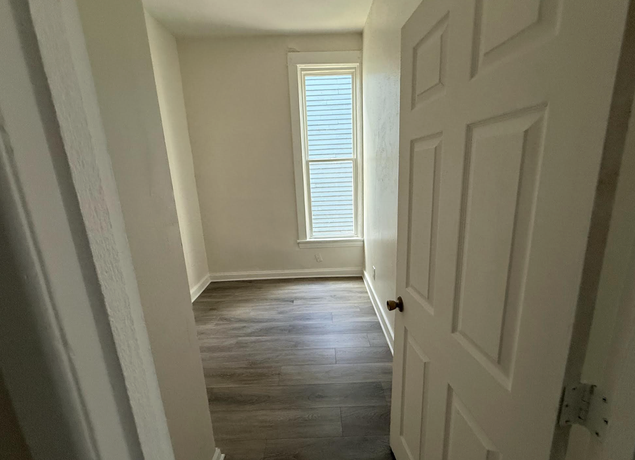 359 Maria Ave #2 - Photo 4 of 7
