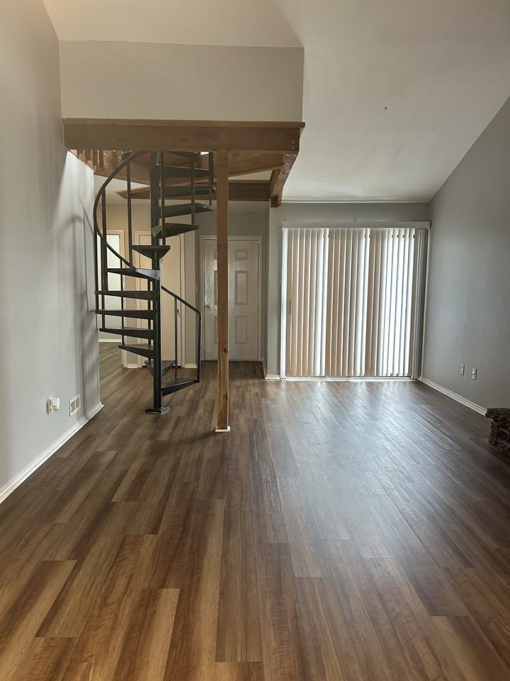 13839 Turnberry Ln #126 - Photo 5 of 12