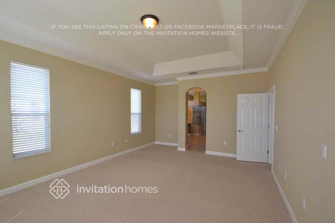 934 Home Grove Dr - Photo 6 of 11