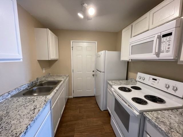 3615 Euclid St #B - Photo 3 of 10