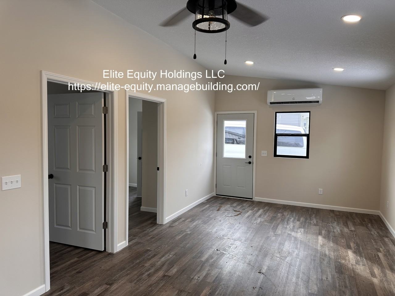 330 N Wayne St #1 - Photo 2 of 6